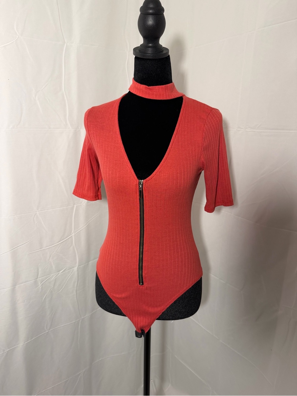 May Pink Ribbed Zip-Front Bodysuit - Picture 3 of 7